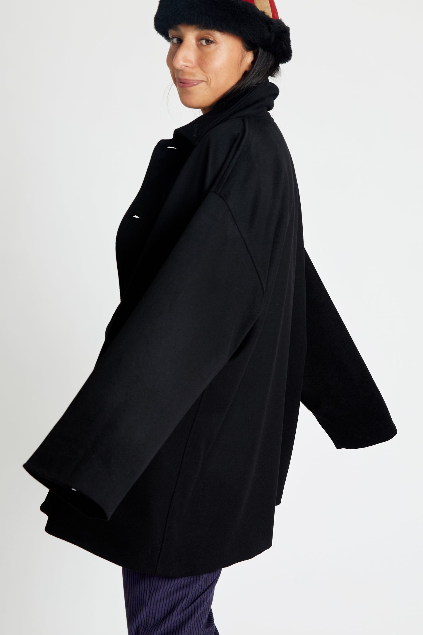 Hoya Coat - Black - Woo Cashmerel